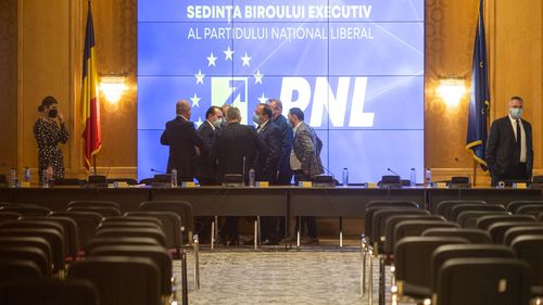 STENOGRAME: Vot masiv pentru excluderea lui Ludovic Orban din PNL, decizia finală va fi luată de Consiliul Național al partidului. Marii absenți de la votul de excludere