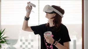 Sony întrerupe producţia căştilor de realitate virtuală PSVR2 din cauza cererii mici