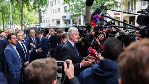 Franța neguvernabilă? Premierul Michel Barnier are greutăți la formarea guvernului, stânga a înaintat o moțiune de destituire a președintelui Macron, iar dreapta populistă deține balanța puterii
