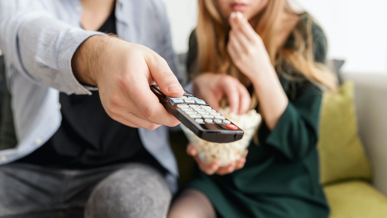 Monitorizare TV. Scuze și promisiuni de o parte, acuze și ironii de cealaltă, în dezbaterile de miercuri seară de la principalele televiziuni