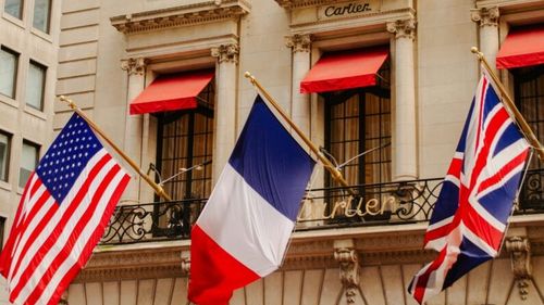 Cartier, noul Rolex al Generației Z datorită lui Taylor Swift