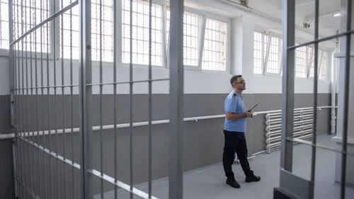 Deținut fugit de la Poarta Albă: Filtre rutiere şi operaţiuni de căutare în judeţul Constanța / ”Vă recomandăm să păstraţi calmul şi să colaboraţi cu poliţiştii”