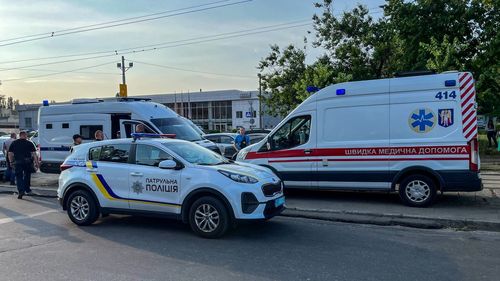 Un bărbat s-a aruncat în aer într-un tribunal districtual din Kiev / Doi ofițeri de poliție au fost răniți  /  Ministerul de Interne nu a menţionat nicio legătură cu intervenţia militară a Rusiei