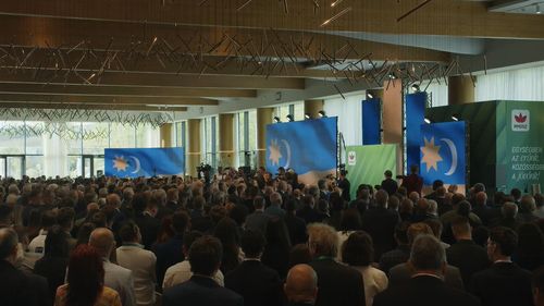 VIDEO Grindeanu a ieșit din sală în momentul intonării imnului Ținutului Secuiesc la Congresul UDMR