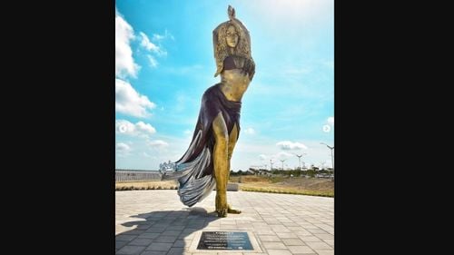 Shakira are o nouă statuie în oraşul natal din Columbia