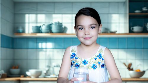 Promisiunea apei la viitor. Un mesaj de Ziua Copilului:  Suntem La Fântâna și, de un sfert de secol, numele nostru este sinonim cu serviciile de hidratare și cu apa bună de băut