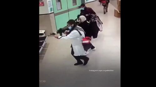VIDEO Trupe israeliene sub acoperire, îmbrăcate în personal medical, s-au infiltrat într-un spital din Cisiordania și au ucis trei teroriști