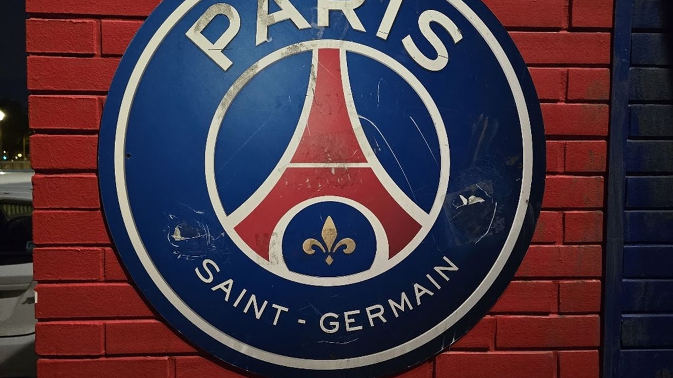 Starul NBA Kevin Durant a cumpărat un pachet minoritar la clubul de fotbal Paris Saint-Germain