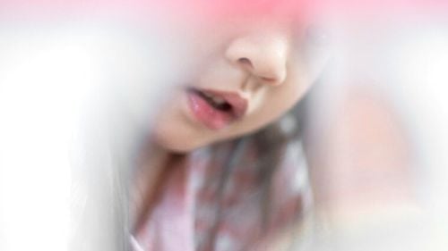 Psiholog: ”Ce facem cu această lume idealizată, în care lumea este doar fericită, în care pozele sunt perfecte?” / Fete de 10 ani cu anorexie, fete de 11-12 ani cu comportament bulimic alimentar, cu autovătămare