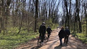 Meteo: Vreme deosebit de caldă pentru sfârşit de decembrie şi început de ianuarie, în majoritatea României. În București, vor fi până la 16 grade Celsius de Revelion