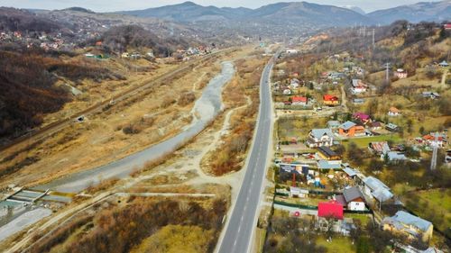 Poliția le recomandă șoferilor să evite DN 1 vineri între orele 12-17 în contextul vizitei vicepreședintei SUA, Kamala Harris, la București