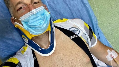 VIDEO Pilotul de raliuri Alex Filip, care mergea pe bicicletă în Corbeanca, acuză că a fost accidentat intenționat de un șofer