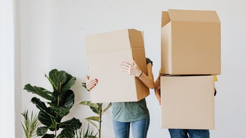 Criza spațiilor de locuit: Mai mulți șefi de companii imobiliare propun ca birourile goale să fie transformate în apartamente