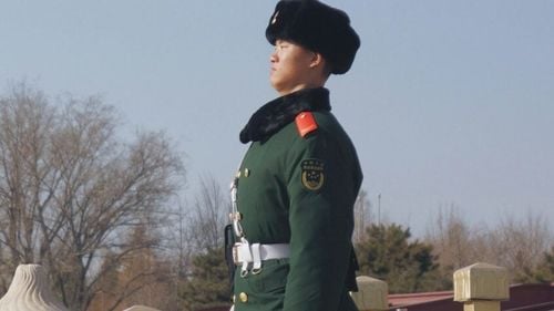 Societatea chineză se militarizează rapid: O lege nouă îi va forța pe elevi să facă instrucție militară, o măsură cum nu s-a mai văzut din vremea lui Mao Zedong