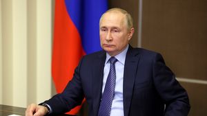 Rusia a intrat oficial în recesiune în trimestrul al treilea / Economia a scăzut cu 4 %, după ce se contractase cu 4,2 % și în trimestrul al doilea, când sancțiunile occidentale au început să îşi facă efectul