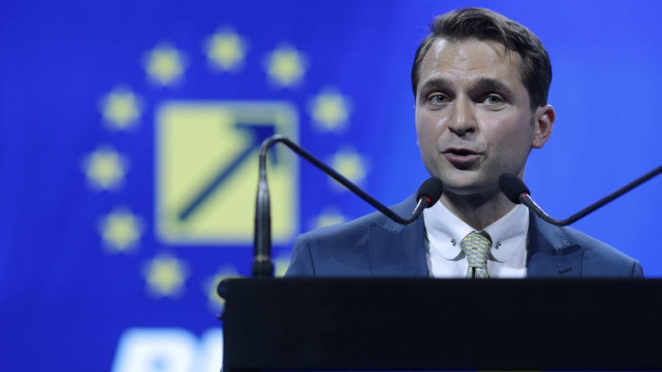 Platforma Acţiunea Civică a Tinerilor a fuzionat cu Partidul Naţional Liberal