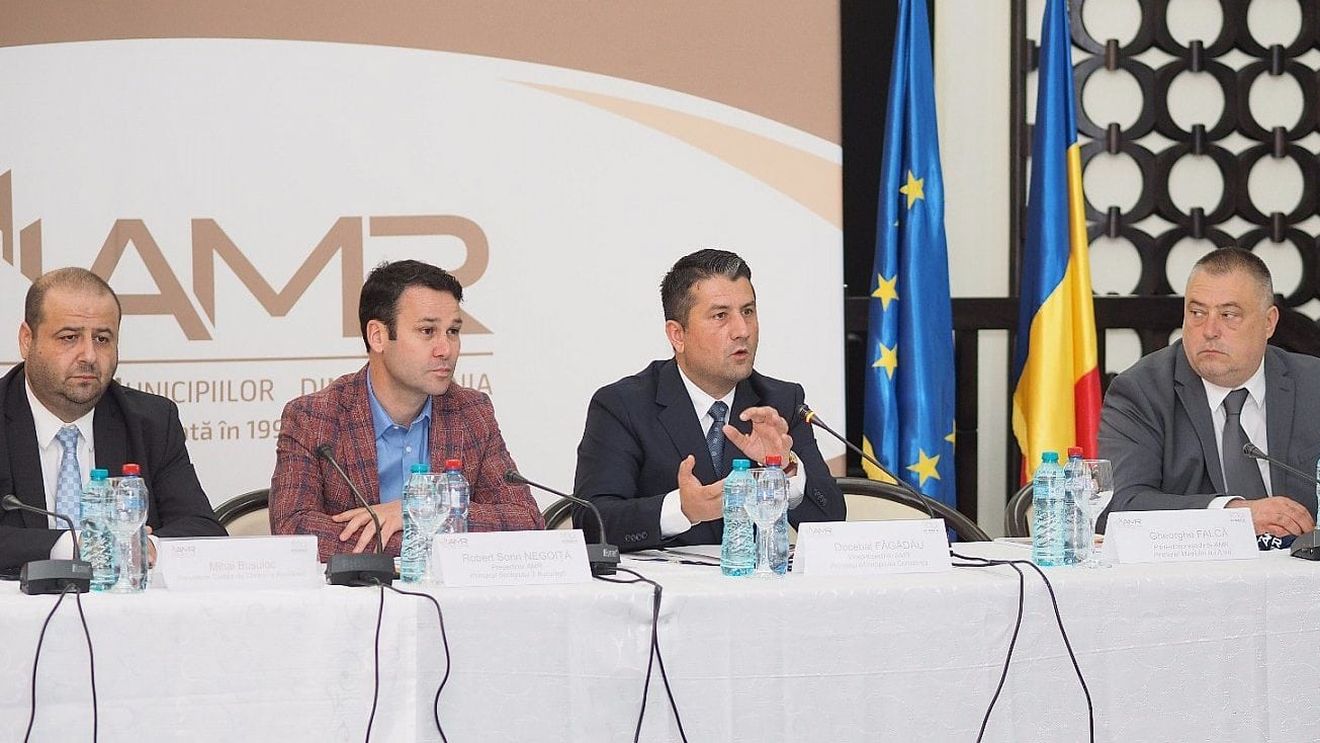 Primarii de municipii din România îi cer Vioricăi Dăncilă o întâlnire pe tema bugetului pe 2019 / Guvernul este acuzat că a refuzat toate solicitările de dialog