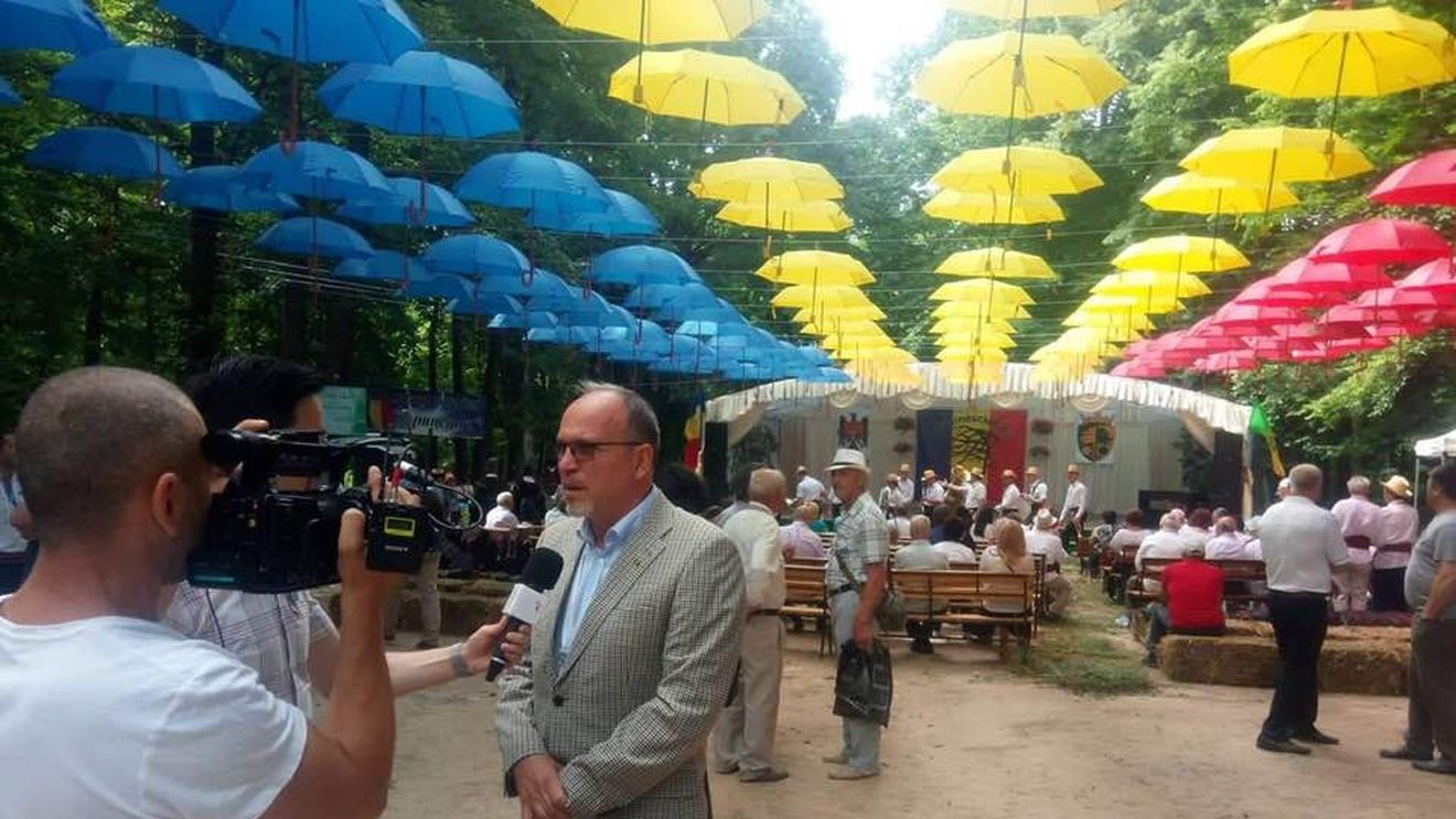 Clinciuri la Chișinău pe tema „moldovenismului primitiv” între deputații socialiști și ambasadorul român, Daniel Ioniță