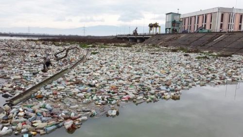 POZA ZILEI: Barajul de la Voila, de pe Olt, este colmatat aproape în totalitate / Prefect: ”Gradul de colmatare este de 88%”