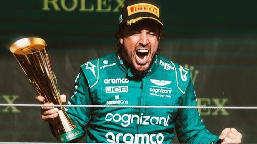 Fernando Alonso este favoritul pentru a-l înlocui pe Lewis Hamilton la Mercedes