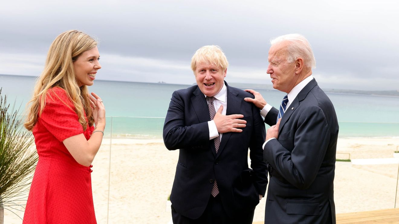 Preşedintele Joe Biden i-a oferit premierului Boris Johnson o nouă bicicletă. Ce cadouri și-au împărțit soțiile