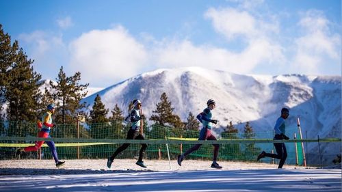 Doi români au câștigat medalii la campionatul mondial de duatlon de iarnă - schi și alergare