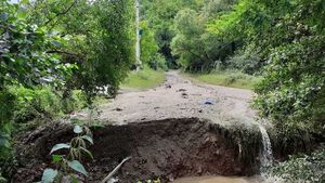 Cod portocaliu de viituri pe râuri din Alba și Bistrița Năsăud, cod galben în alte 13 județe, până marţi