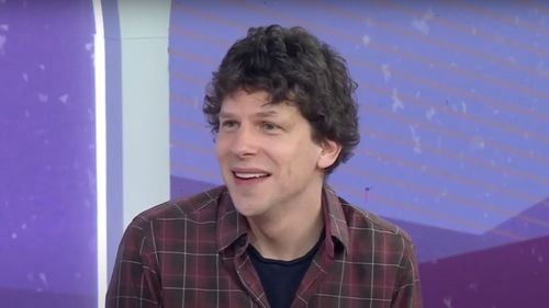 Actorul Jesse Eisenberg, care l-a interpretat pe Zuckerberg în „The Social Network", spune că miliardarul este „obsedat de putere"