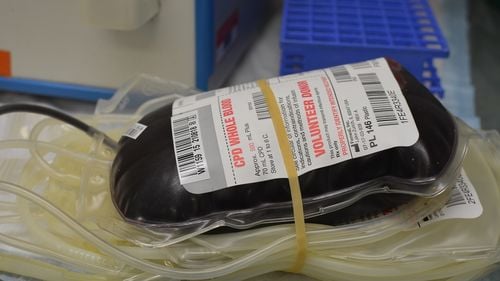 Stocuri mari de sânge la Alba / Centrul  mai acceptă doar un număr limitat de donatori, în funcţie de cerere / Valoarea tichetelor a crescut de la 67 de lei, la 280