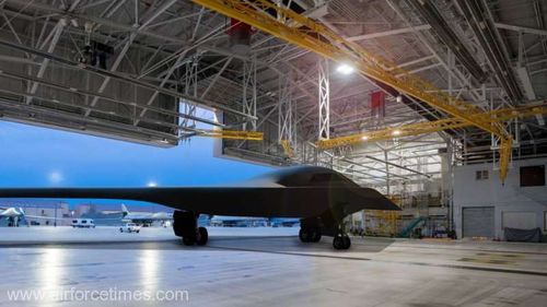 SUA îşi face cunoscut noul bombardier invizibil B-21 / Armata americană: Datorită razei sale de acţiune, a capacităţii de acces şi a puterii sale va fi capabil să atingă orice ţintă din lume