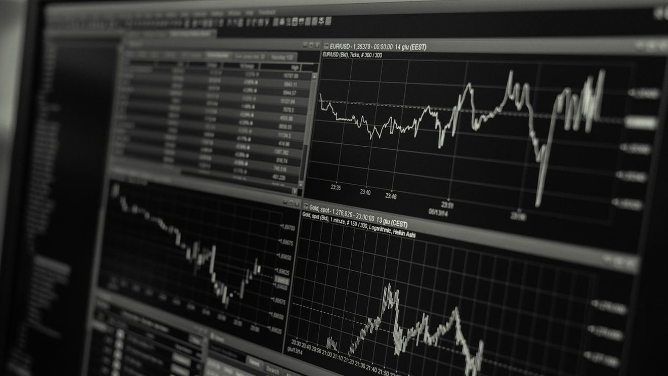 Agenția de rating japoneză Japan Credit Rating Agency revizuiește perspectiva ratingului României la „stabilă”, pe fondul măsurilor de consolidare fiscală și a rezilienței economice