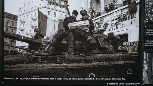 Cum și-a petrecut un ziarist britanic Crăciunul la București în zilele căderii lui Ceaușescu