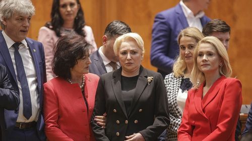 Imaginile moțiunii: cele mai tari fotografii de la căderea guvernului Dăncilă, realizate de InquamPhotos