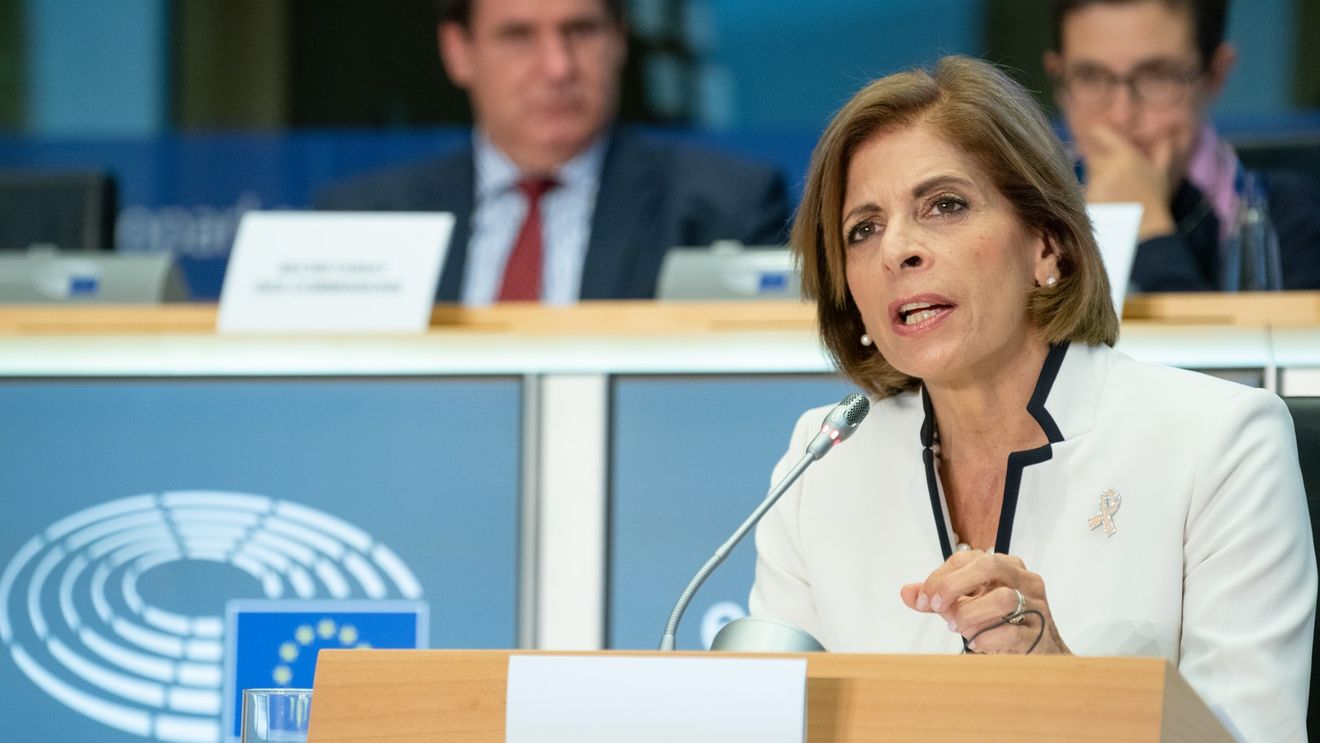 Comisia Europeană a primit mandat din partea statelor membre să negocieze în avans achiziționarea vaccinurilor anti-covid, deși e neclar dacă vor exista fonduri suficiente