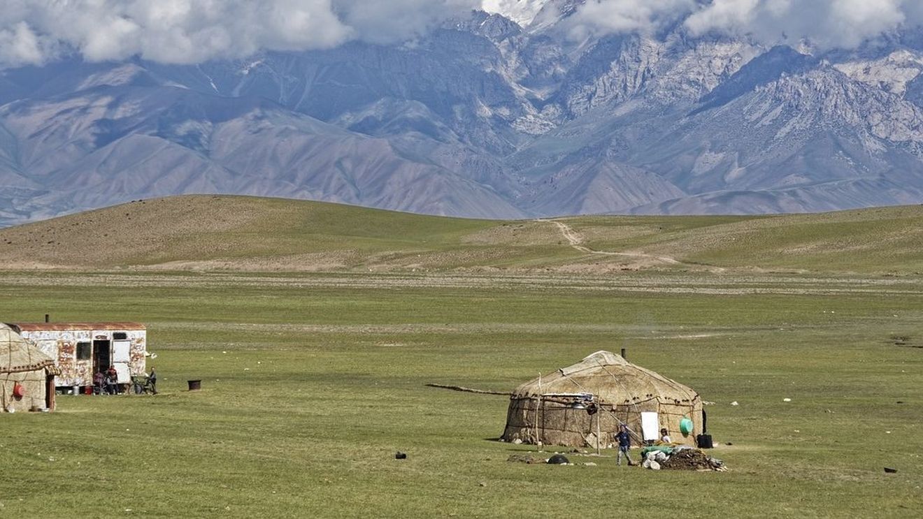 China urmăreşte să înceapă extragerea minerurilor şi să adauge Afganistanul în "Noile Drumuri ale Mătăsii"