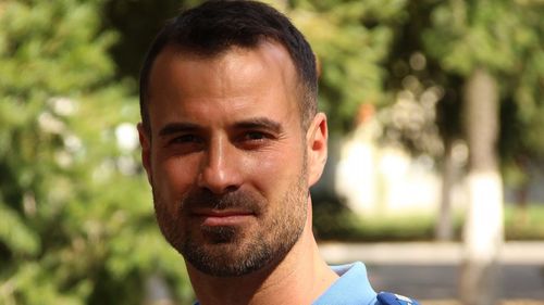 Jandarmeria București, în campanie de imagine, se mândrește cu un jandarm “după care se dau în vânt femeile și bărbații”, cu “un corp perfect tonifiat” și fostă gardă de corp a unui laureat Nobel