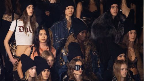 Bottega Veneta, Ferragamo, Dolce & Gabbana și Armani: Săptămâna Modei de la Milano între tradiție și reinventare