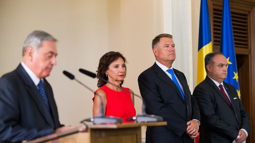Nici Forumul Democrat al Germanilor nu susține candidatura lui Klaus Iohannis. Deputatul FDGR Ovidiu Ganț: Președintele ar putea candida independent, însă susținut de PNL