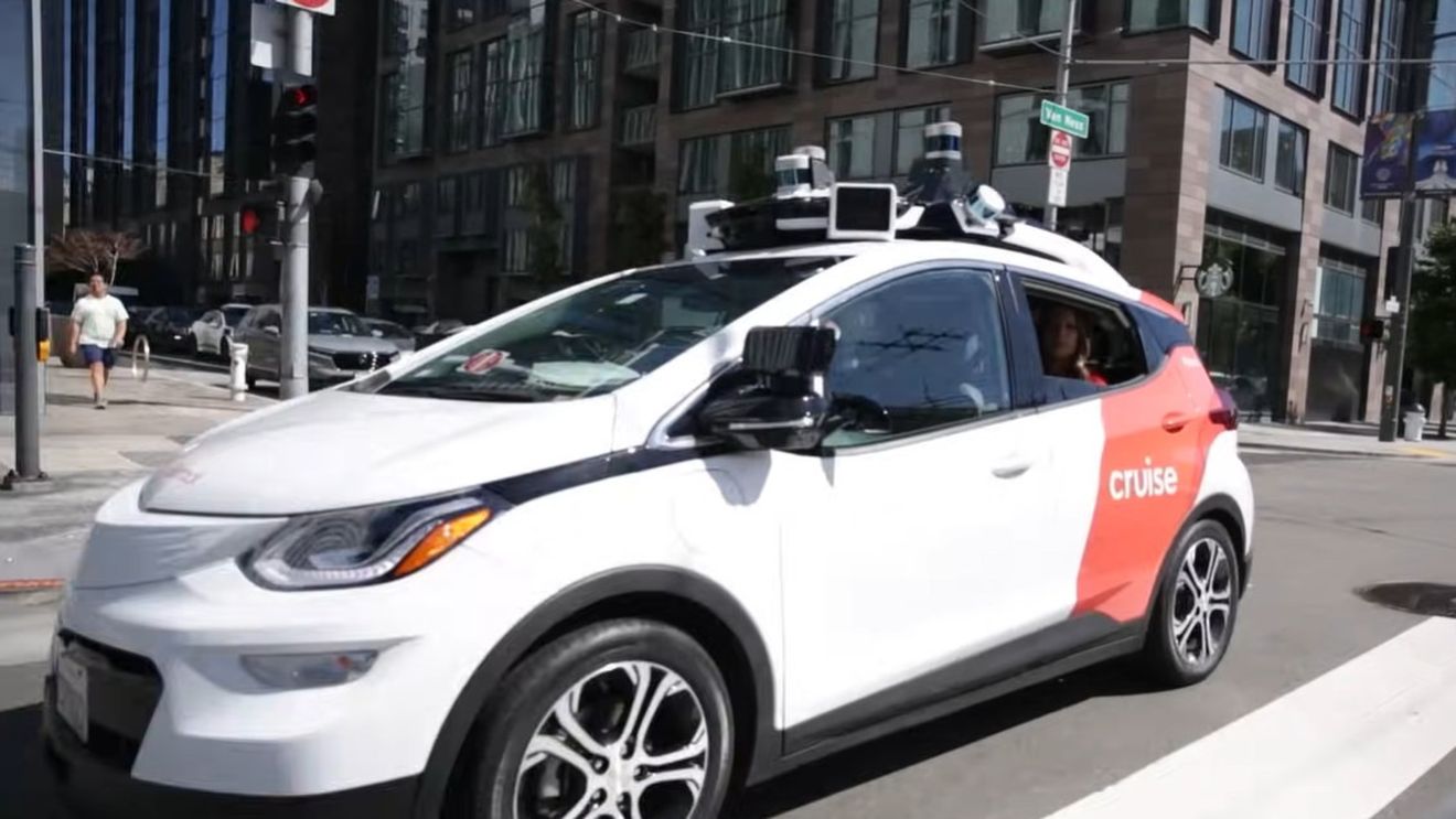 Taxiurile fără şofer produse de Google devin disponibile pentru publicul larg în San Francisco