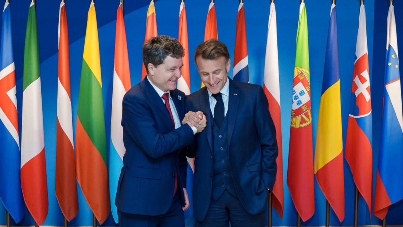 Ministra Țoiu susține că Franța ar fi invitat România să facă parte din grupul de țări care găzduiesc elemente ale ”scutului nuclear”, deși țara noastră nu face parte din grupul anunțat public de președintele Macron