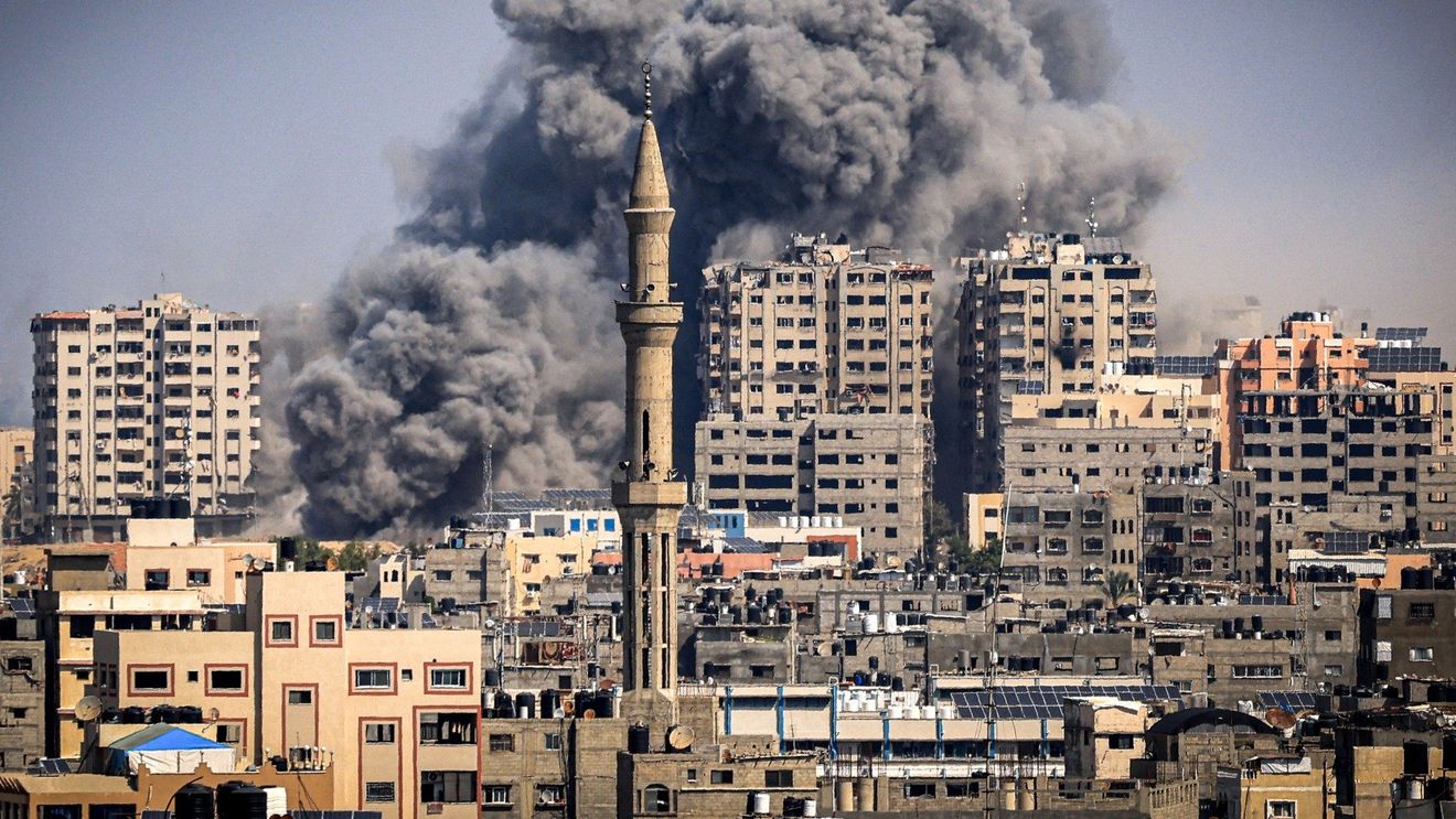 Tancurile înaintează în Khan Younis, al doilea oraș ca mărime din Fâșia Gaza, după ce armata israeliană a cerut populației să se evacueze