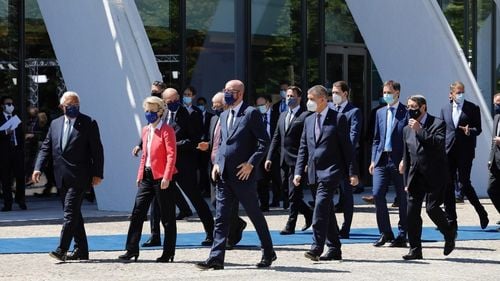 Declarația de la Porto: Liderii UE se angajează să pună educația în centrul acțiunilor politice, să sprijine tinerii și să susțină salarii echitabile / Documentul se referă la promovarea egalității „pentru fiecare individ”, în locul egalității de gen