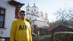 DOCUMENT Lista completă a deputaților care vor merge la Chișinău pentru ședința comună a celor două parlamente. Pe listă se află și George Simion, deși el are interdicție de intrare în Republica Moldova