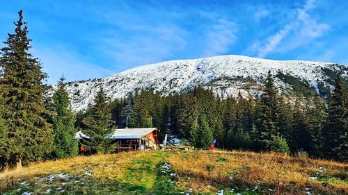 Se închide cabana Bârcaciu, una dintre cele mai cunoscute din Sibiu: „Cultura montană nu există în România”