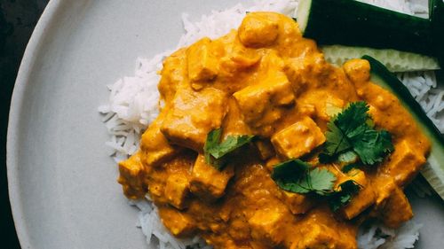 Un tribunal indian chemat să decidă cine a inventat puiul cu unt, un preparat renumit la nivel mondial