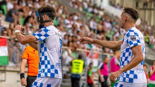 Corvinul Hunedoara a zdrobit surprinzător vicecampioana Ungariei, Paks, cu scorul de 4-0 în primul tur preliminar al Europa League