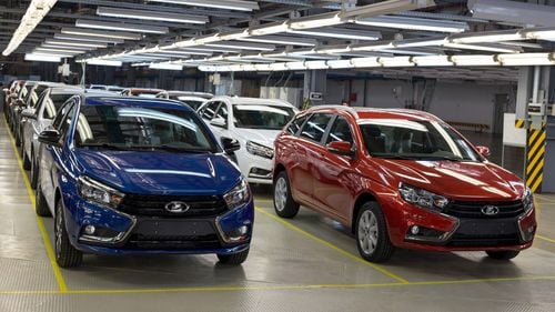Răscumpărarea acţiunilor deţinute de Renault la compania Avtovaz din Rusia va costa cel puţin 1,3 miliarde de dolari, potrivit companiei ruse