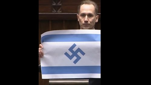 Polonia acuză Israelul de ingerinţă după ce Ambasada Israelului a cerut o acțiune judiciară după expunerea drapelul israelian cu o svastică în Parlamentul de la Varșovia