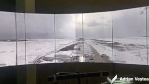 Prima degivrare la Aeroportul Brașov / Zborul spre Dortmund a plecat luni cu doar trei minute înainte de închiderea aeroportului