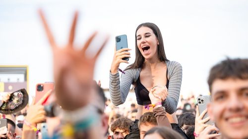 Festivalul Neversea, ziua 2 - peste 72000 de participanți. Steve Aoki a avut 20 de torturi pregătite special pentru cel mai așteptat moment la MainStage, ”Cake Me” (Parteneriat)